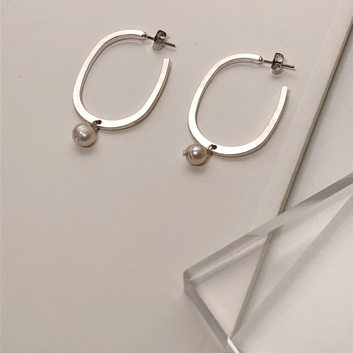 霧面橢圓金屬珍珠耳