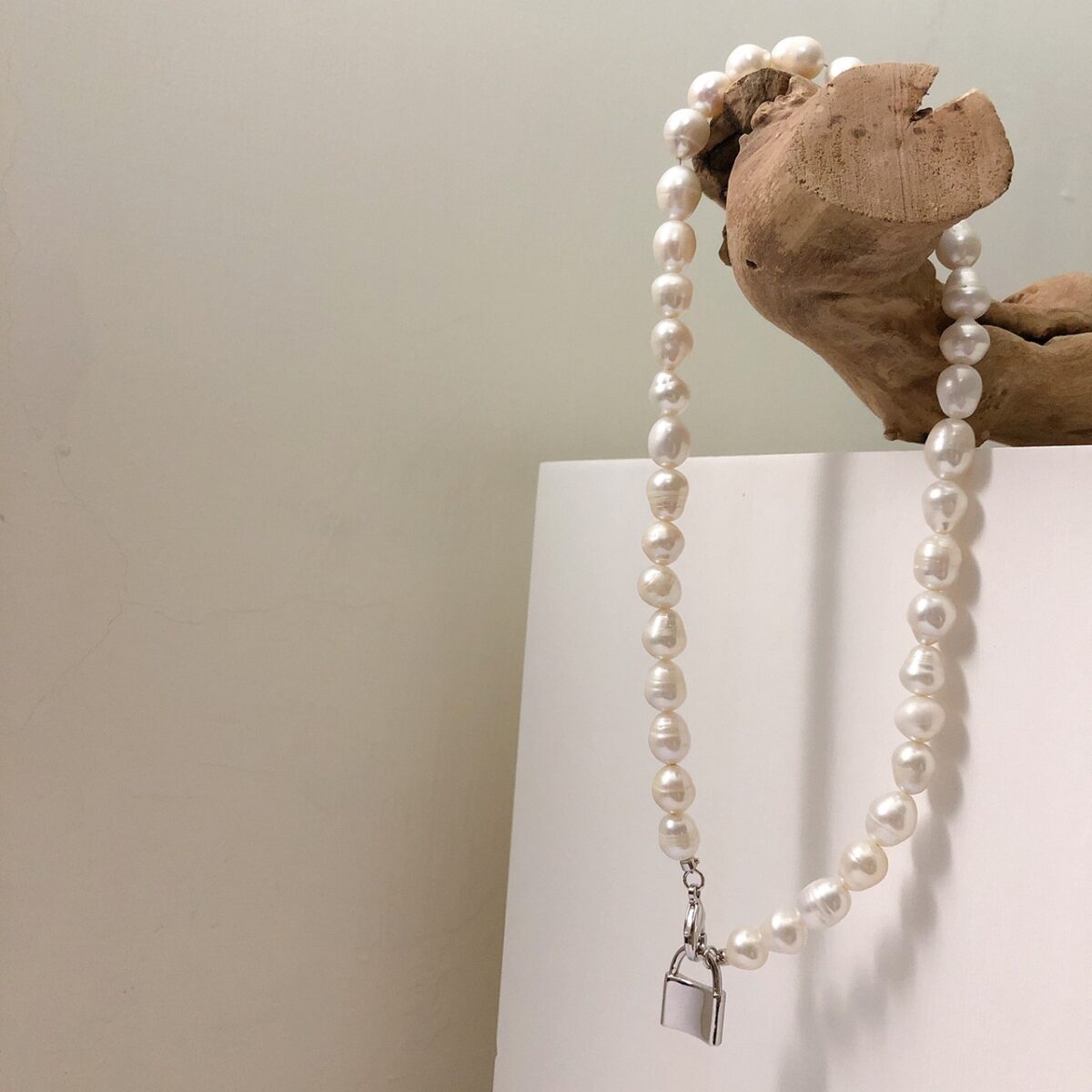 淡水珍珠鎖項鍊