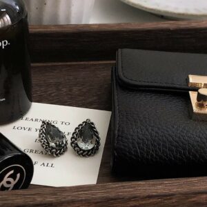 仿舊黑麻花水滴灰鑽耳環