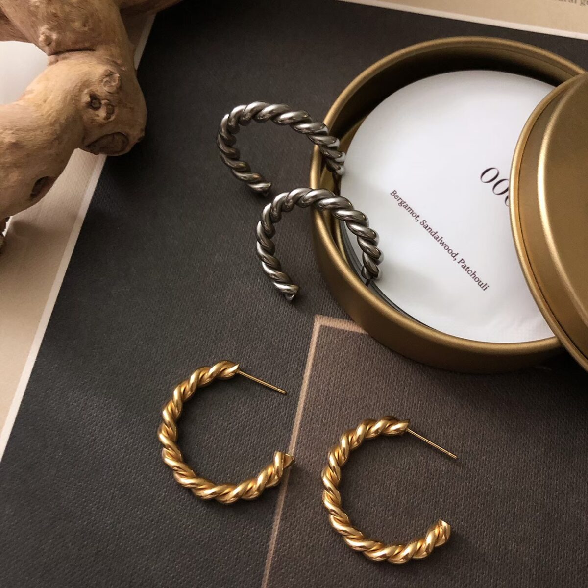 剛剛好麻花耳環