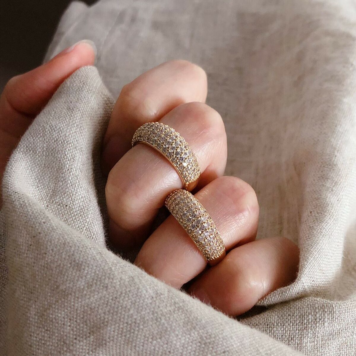 純手工鑲嵌鋯石戒指