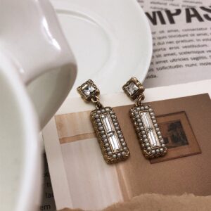 長鑽小珍珠滾邊耳環