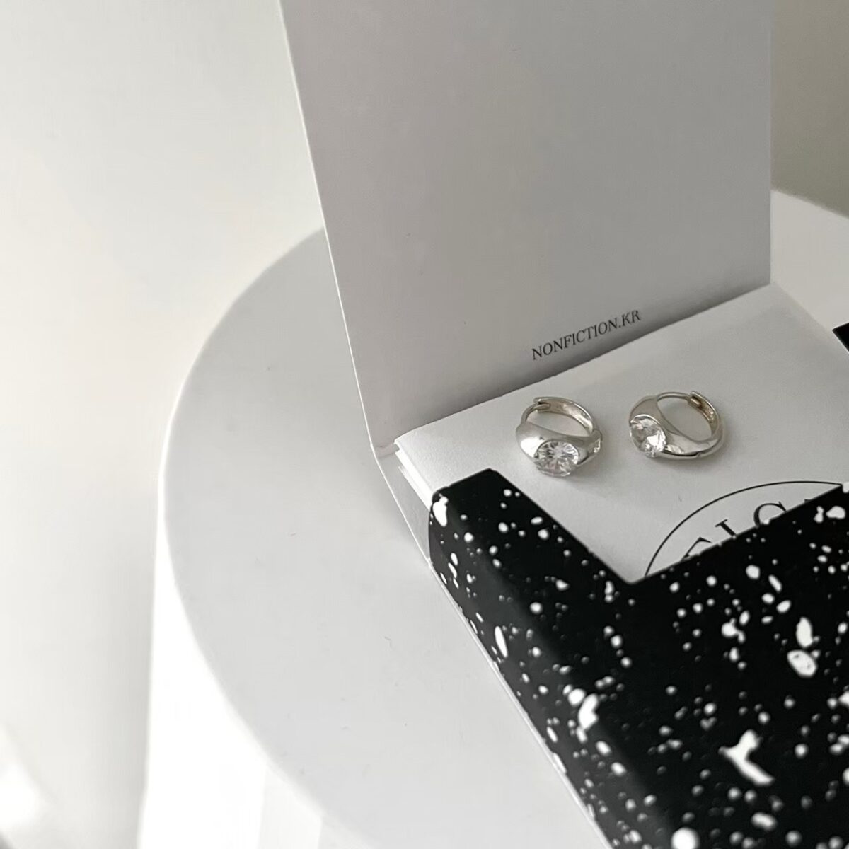 純銀小鑽易扣耳環