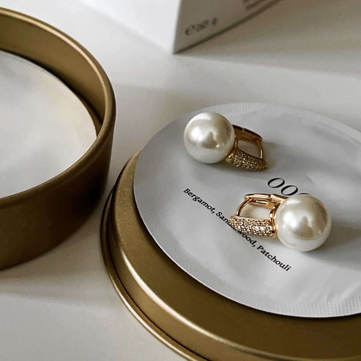 鑲鑽易扣珍珠耳環