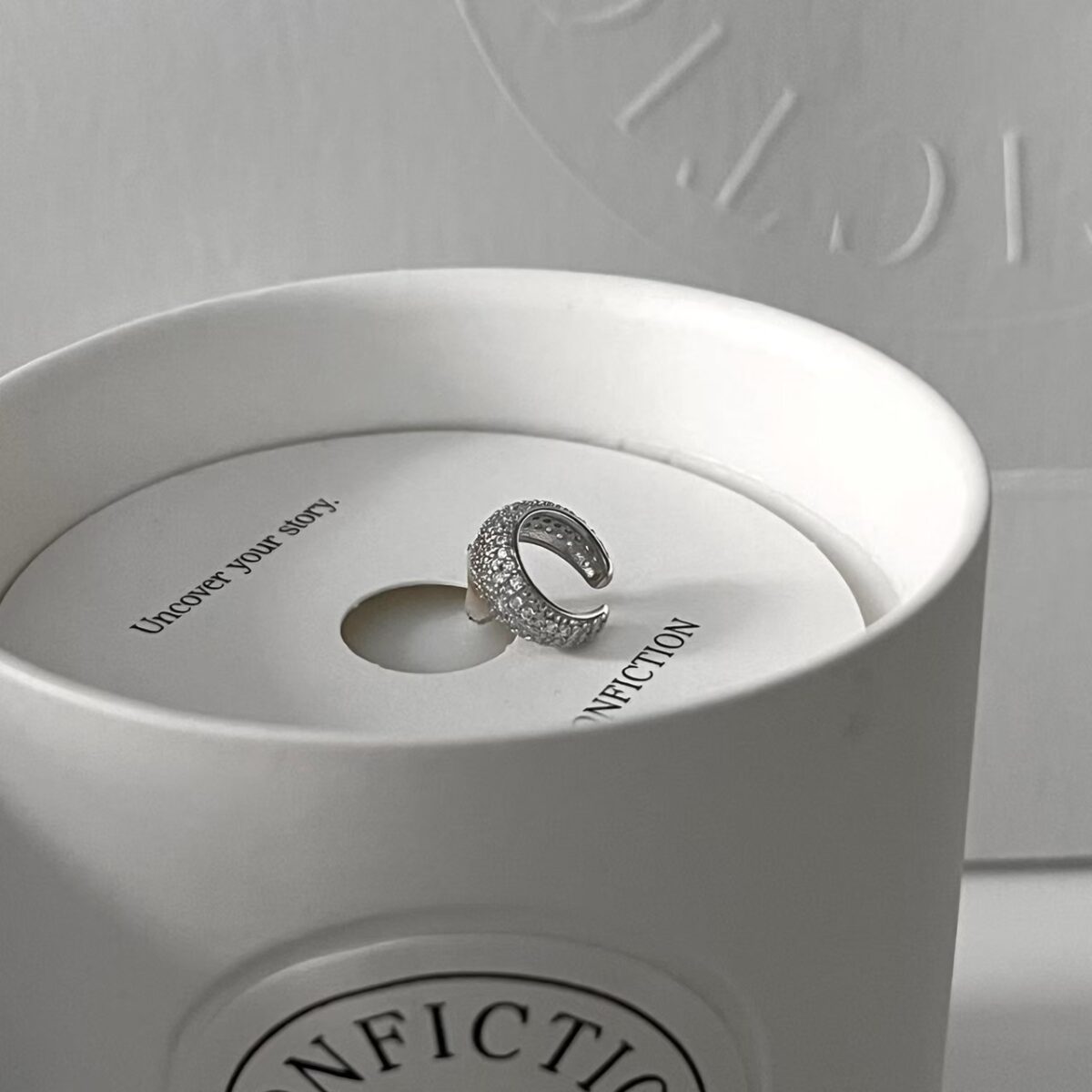 滿鑽胖圓耳骨夾