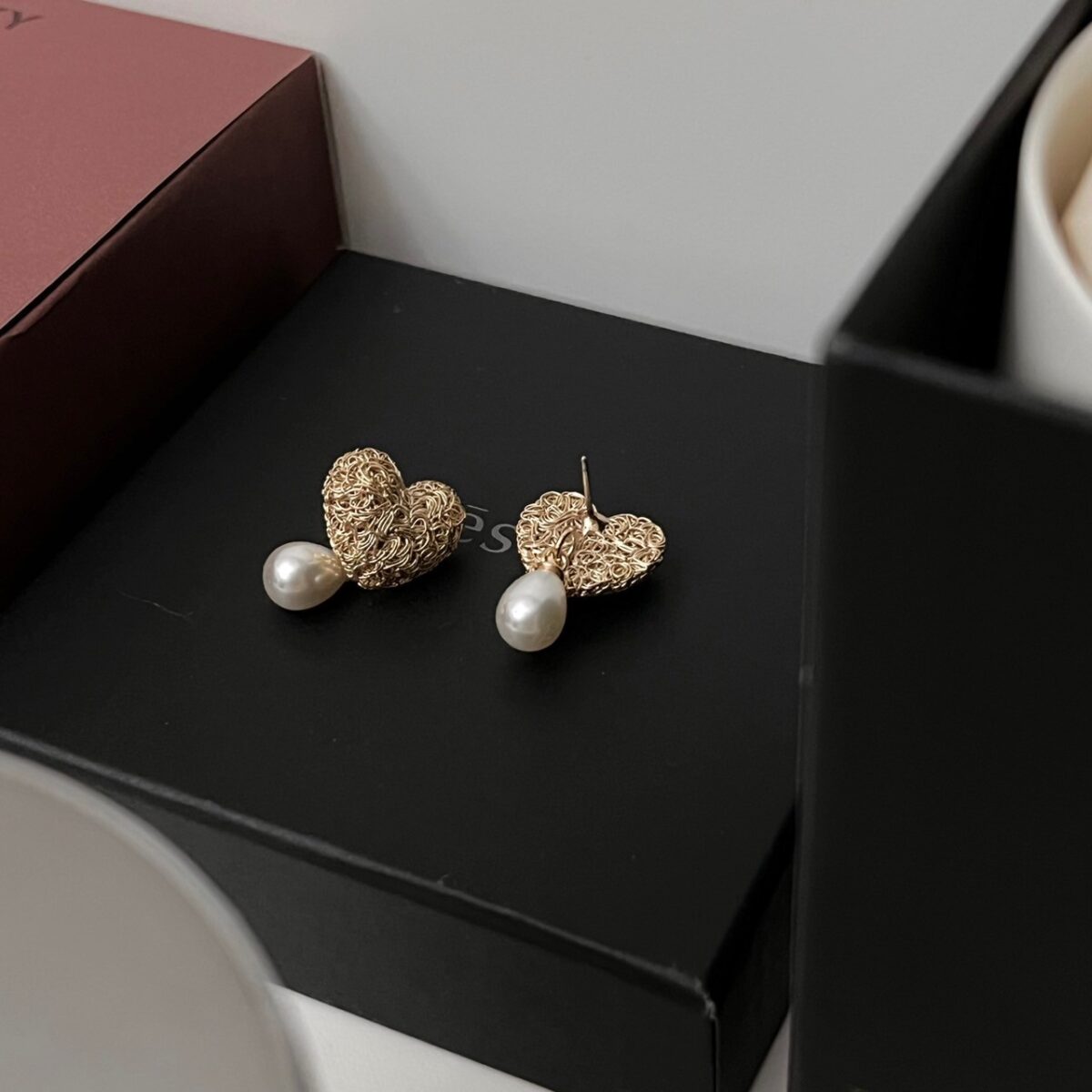 愛心線圈珍珠耳環