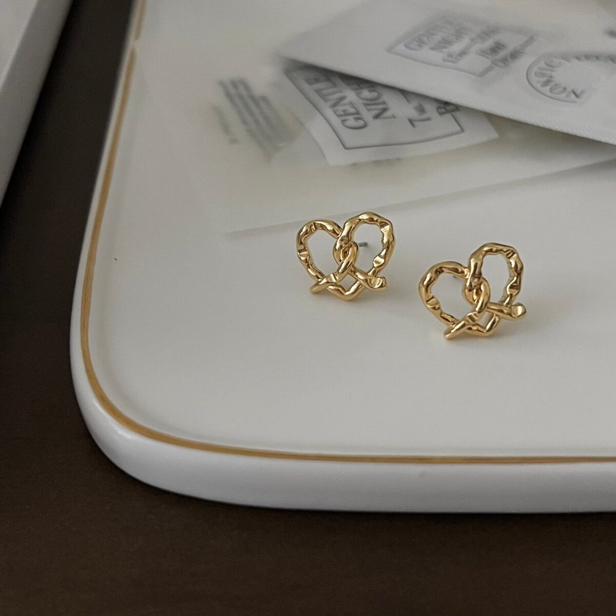 愛心普雷結耳環