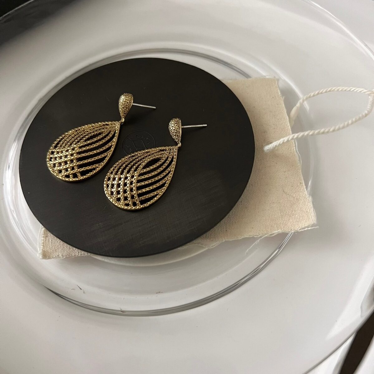 交織線條垂墜耳環