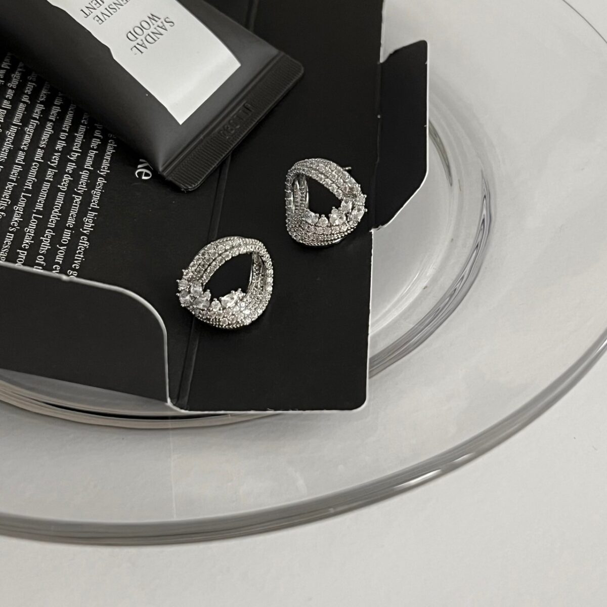 滿鑽波浪圈圈耳環