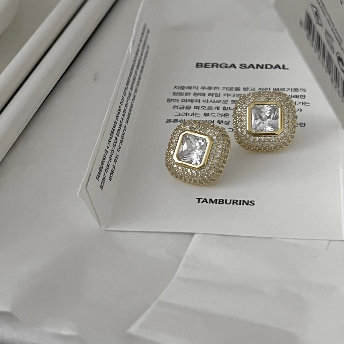 滿鑽小方塊耳環