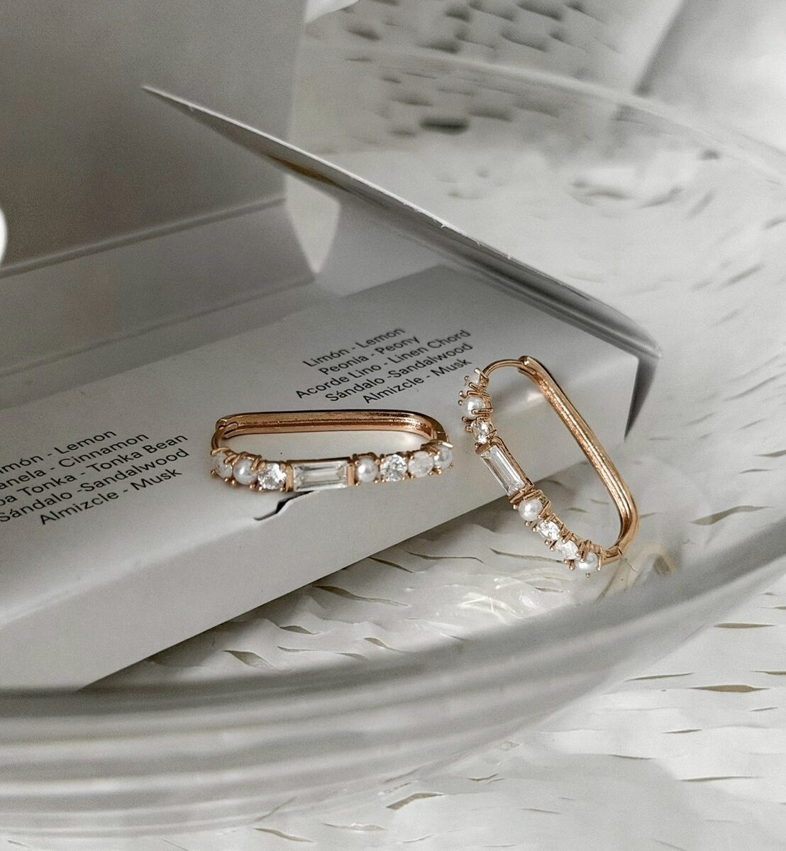 寶石橢圓圈圈耳環